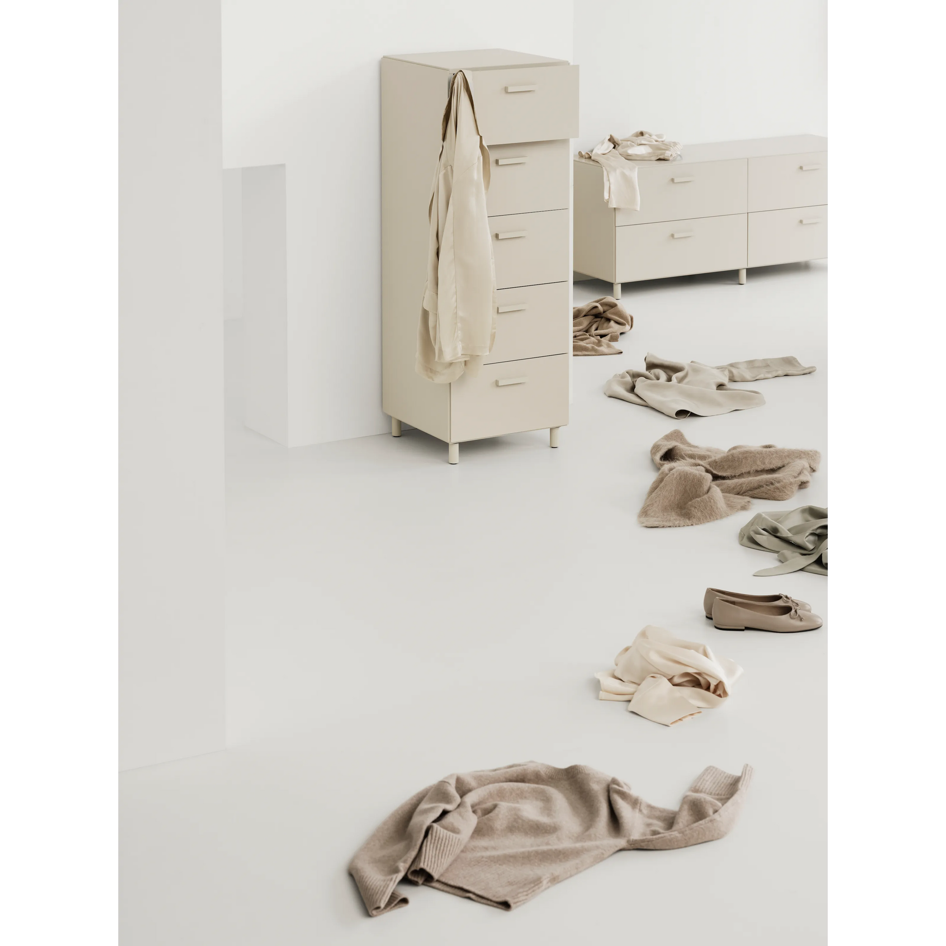 Relief Chest of drawers, tall Beige - image 4