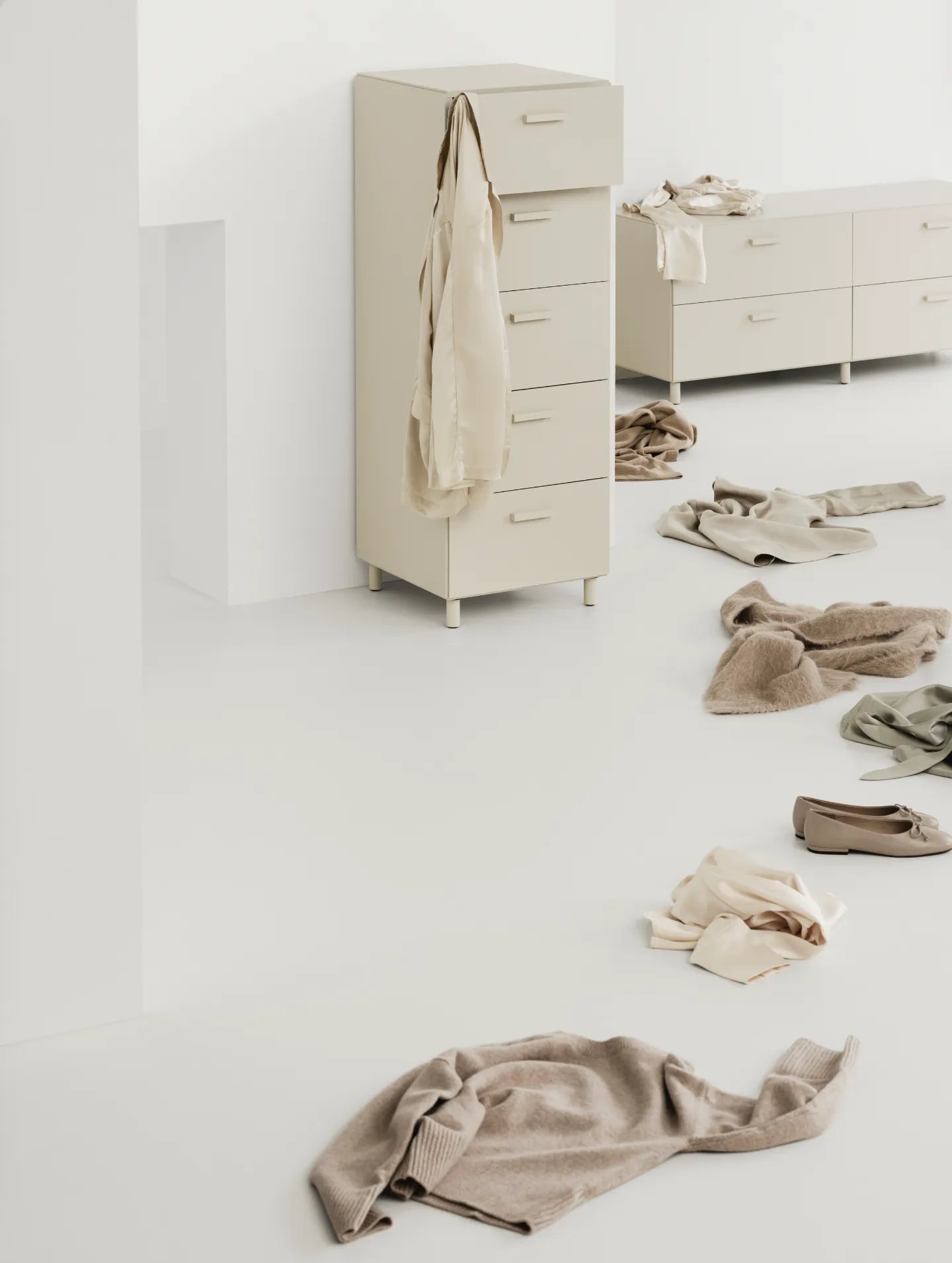Relief Chest of drawers, tall Beige - image 3