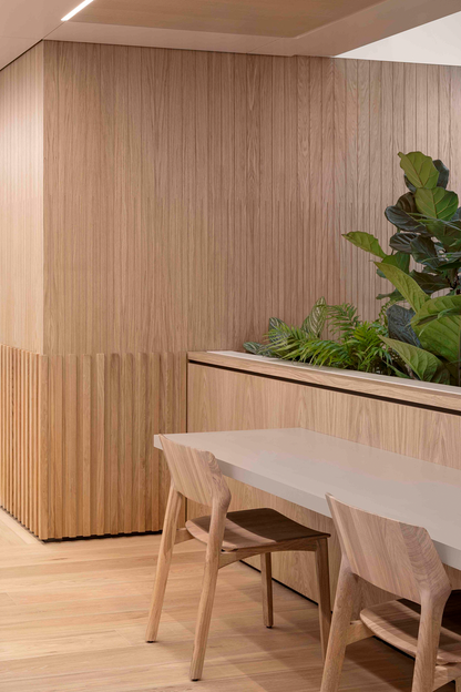Fin chair - image 8