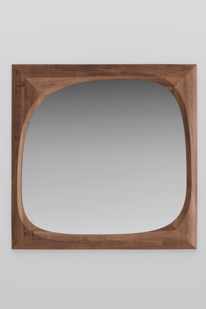 Monument square mirror - image 2