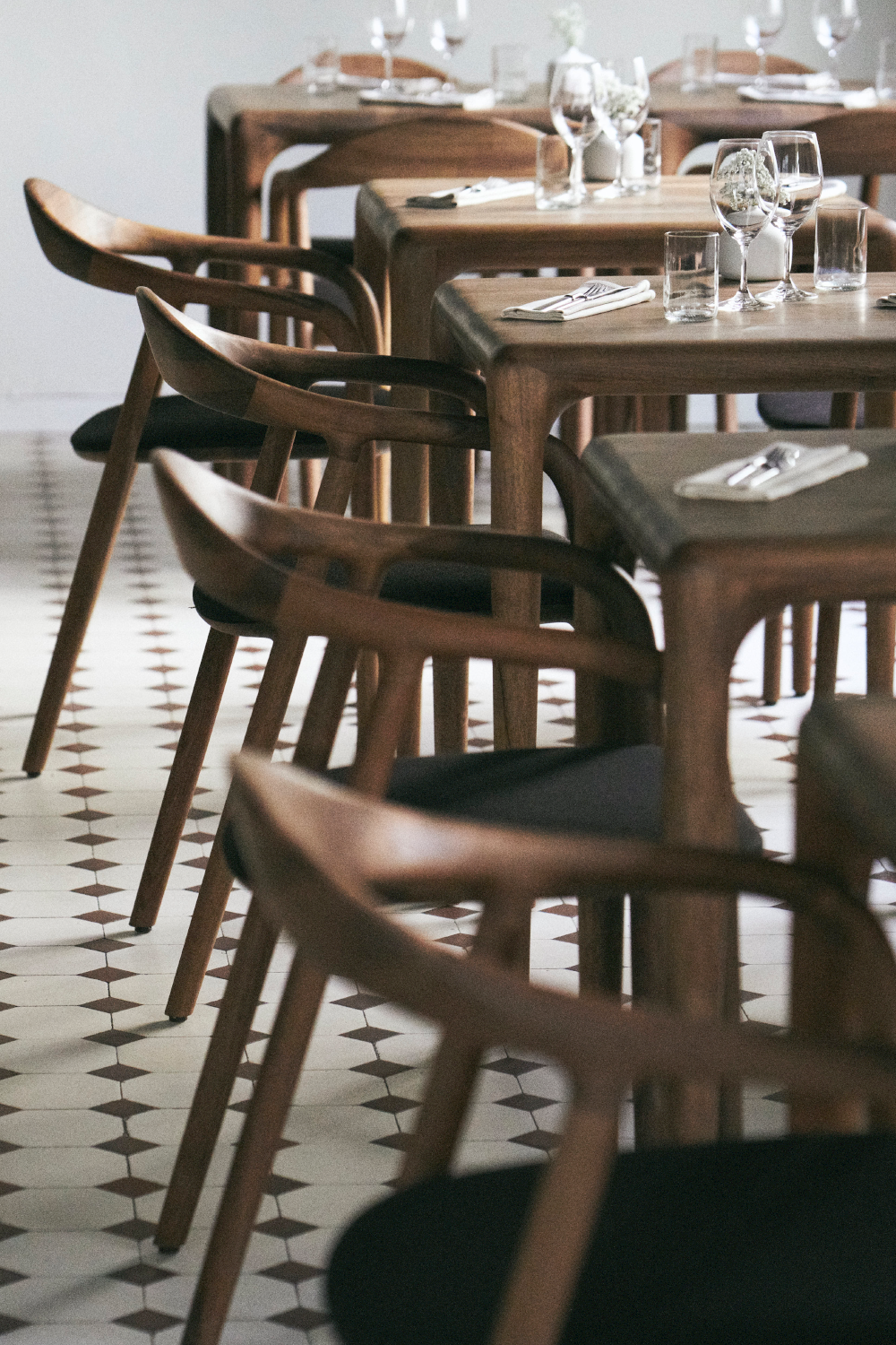 Neva chair - image 23