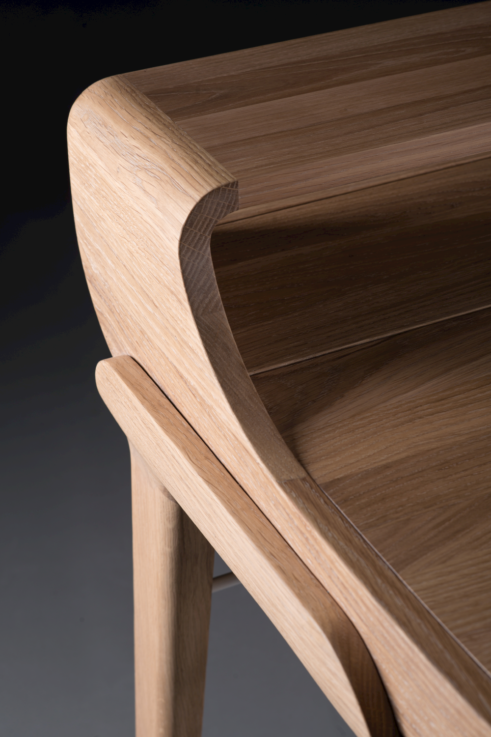 Picard desk - image 8