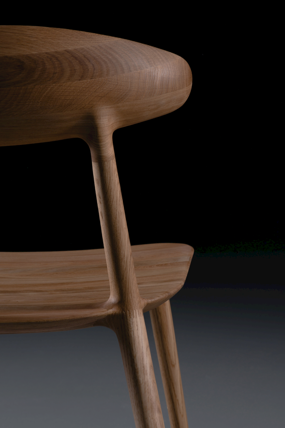 Wu chair - image 10